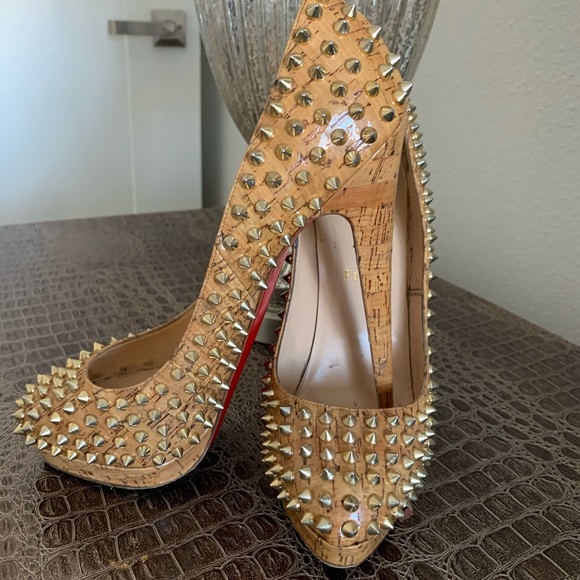 Christian Louboutin Gold Spike heels - Picture 1 of 4